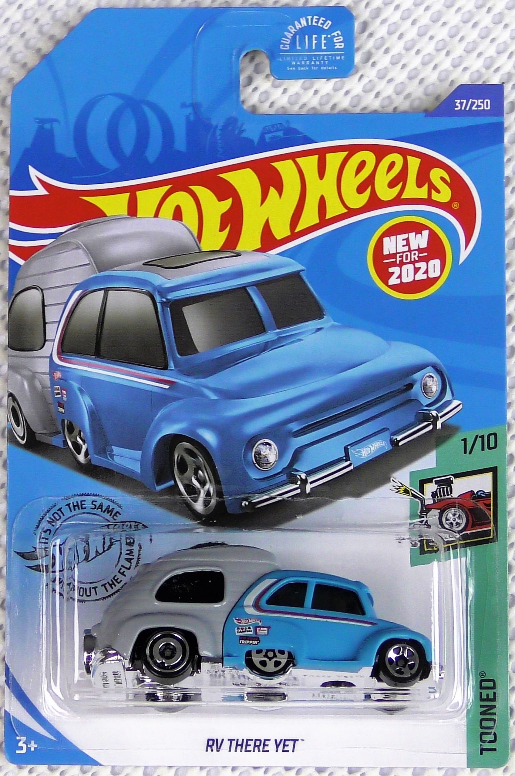 Red and White Hot Wheels 2020 Tooned RV There Yet 37//250